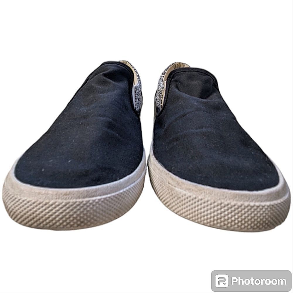 Bucketfeet Black & White Skater Style Slip On Sneakers size 10 - Picture 7 of 13